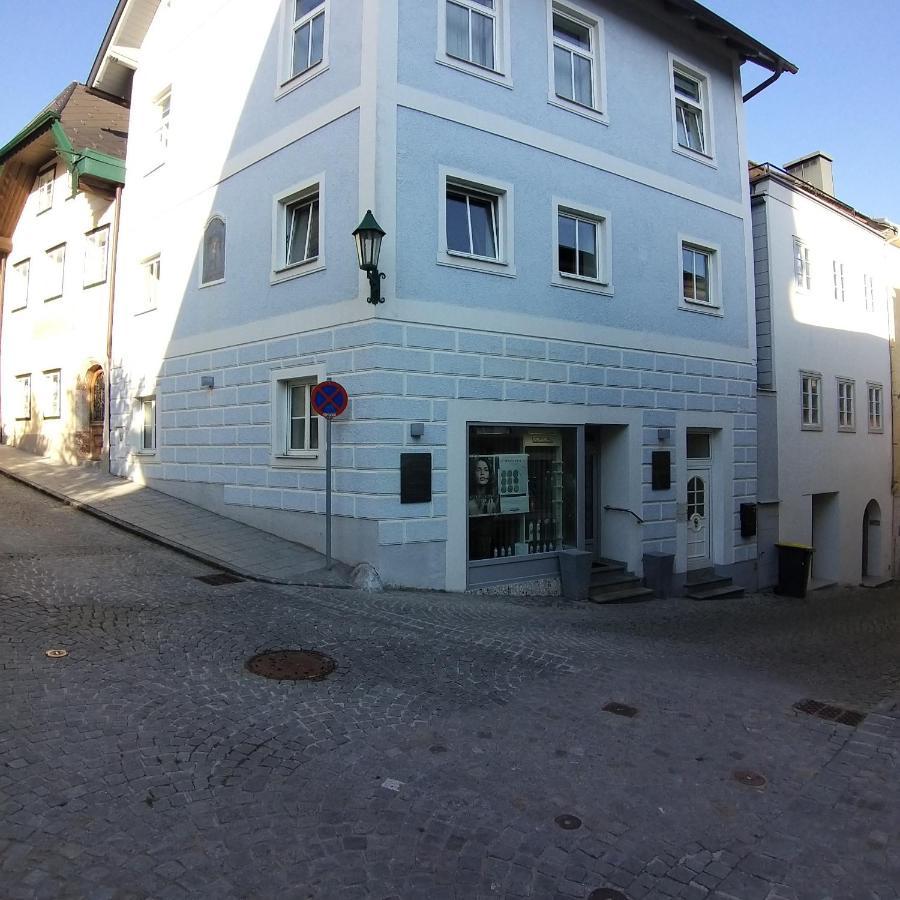 Apartment In Historic Town House Gmunden Esterno foto